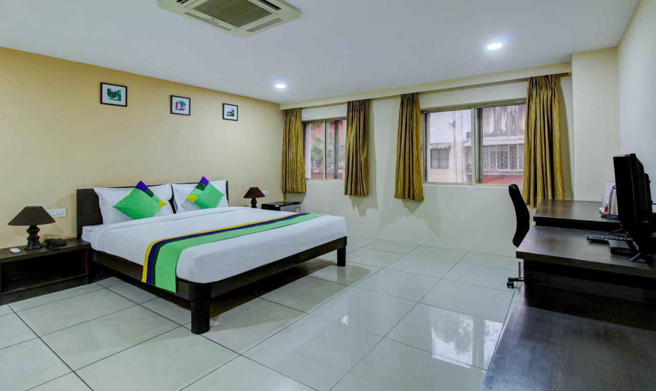 Treebo Trend La Paradise, Pune Exterior photo